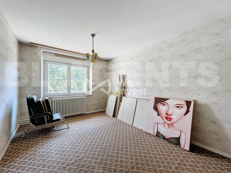 Maison - 284 m² - 13 pièces