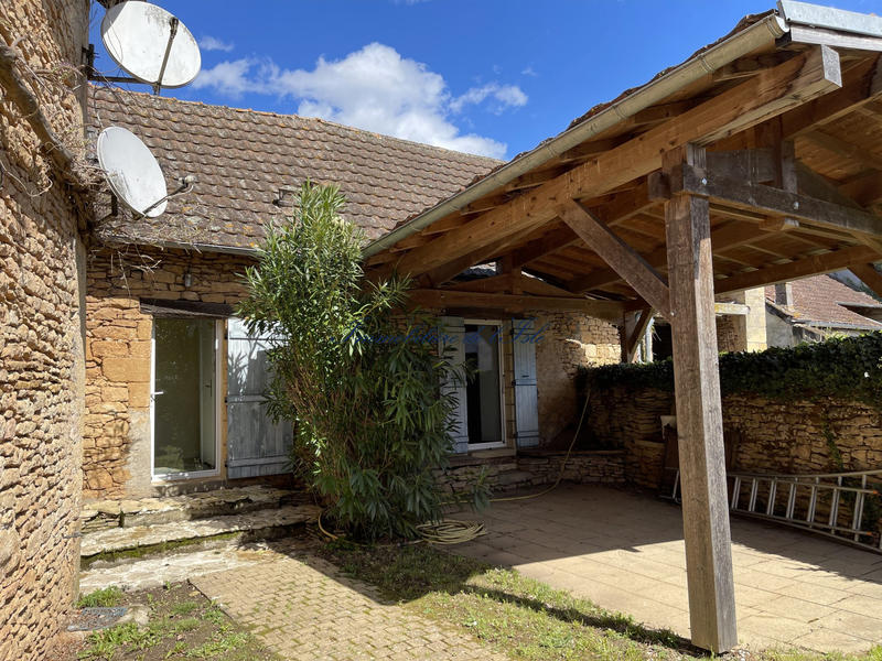 Maison - 235 m² - 8 pièces