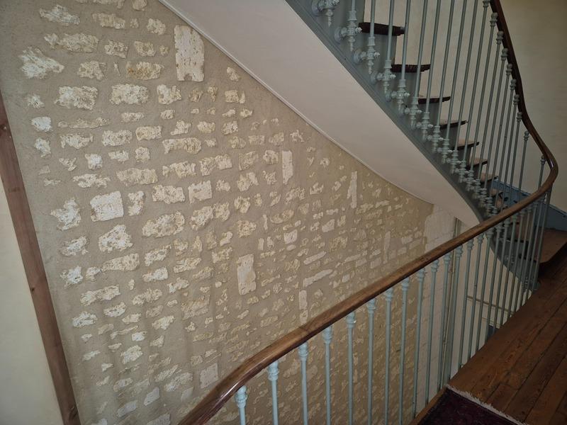 Maison - 220 m² - 6 pièces