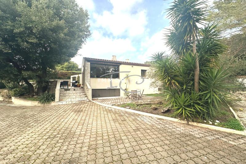 Maison - 159 m² - 5 pièces