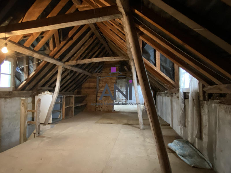 Maison - 94 m² - 6 pièces