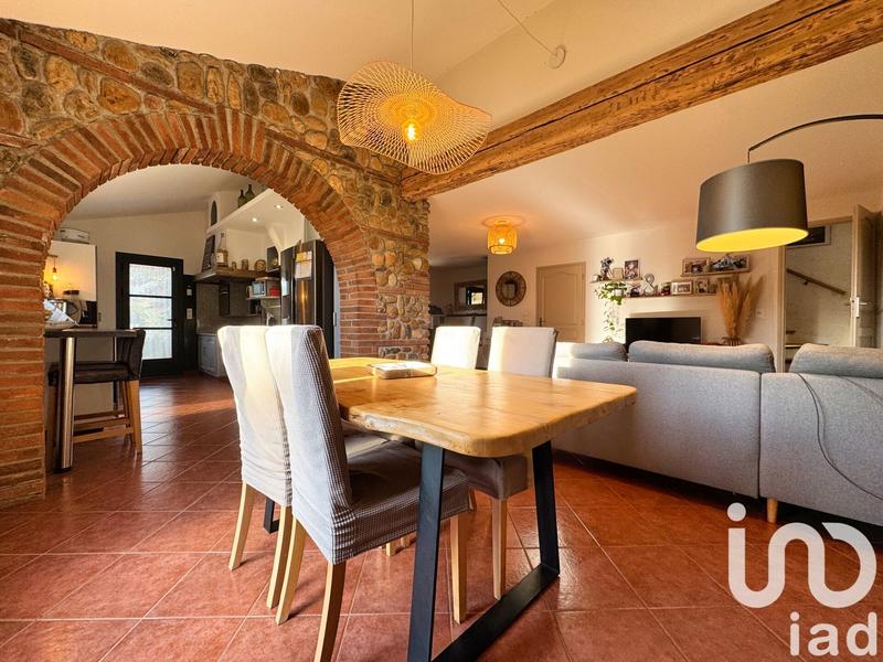 Maison - 140 m² - 5 pièces