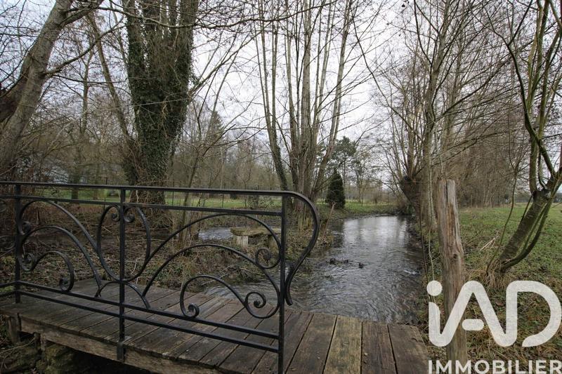 Maison - 198 m² - 8 pièces