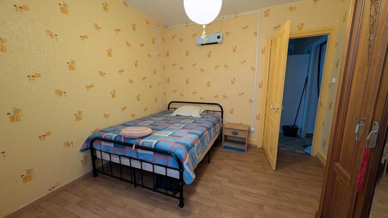 Maison - 250 m² - 12 pièces