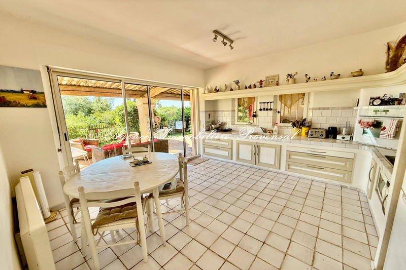 Maison - 167 m² - 6 pièces