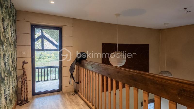 Maison - 98 m² - 4 pièces