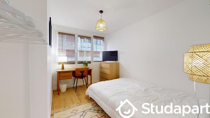 Chambre - 9 m² - 1 pièce