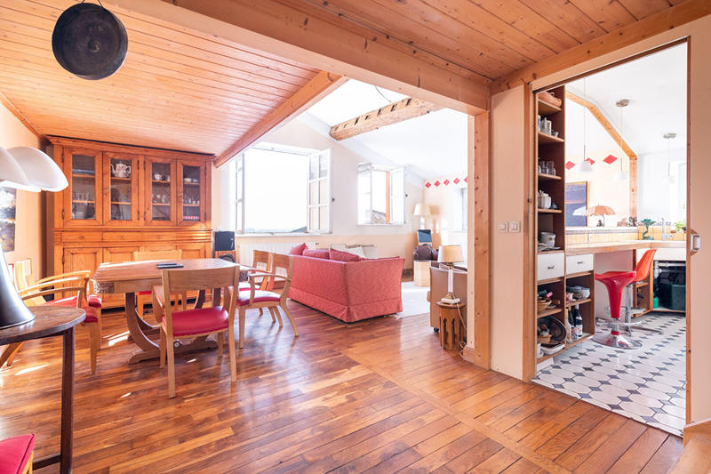 Appartement - 147 m² - 6 pièces