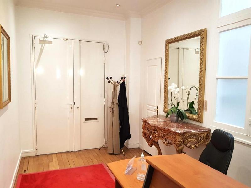 Bureau - 300 m² - 10 pièces