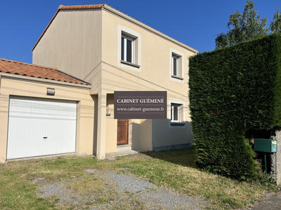 Maison - 74 m² - 4 pièces