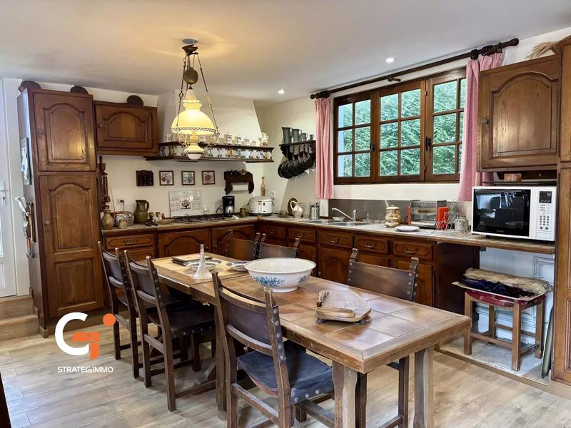 Immeuble mixte - 412 m² - 7 pièces