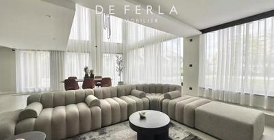 Villa - 560 m² - 8 pièces