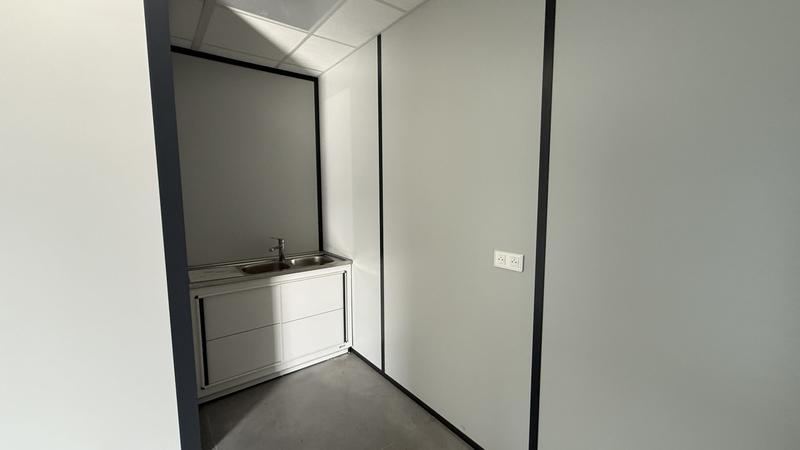 Local d'activités - 120 m²