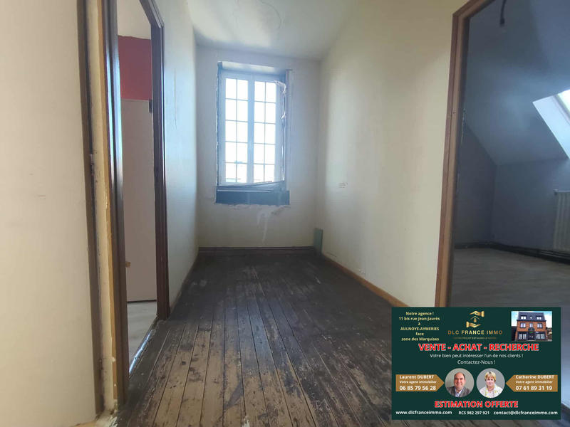 Maison - 250 m² - 8 pièces