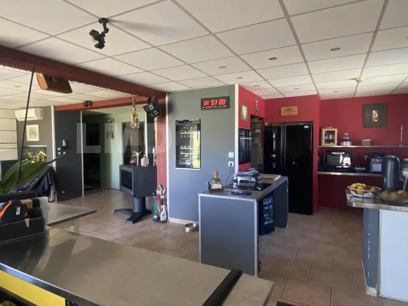 Maison - 150 m² - 7 pièces