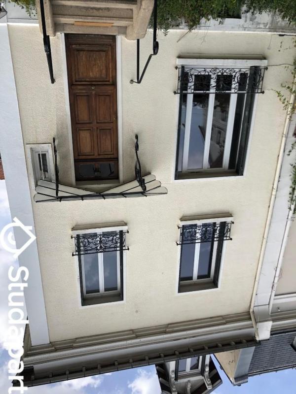 Chambre - 14 m² - 1 pièce