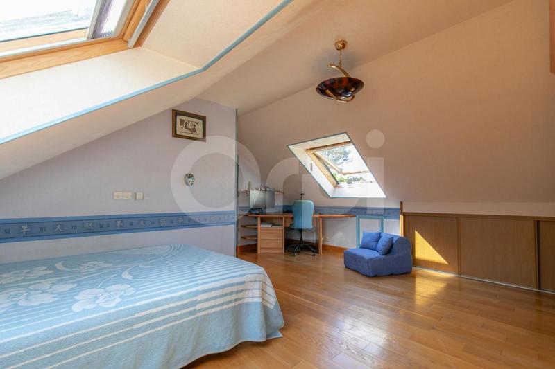 Maison - 152 m² - 7 pièces