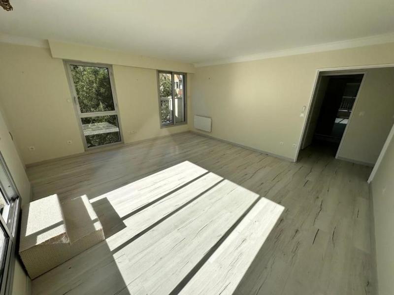 Appartement - 55 m² - 2 pièces