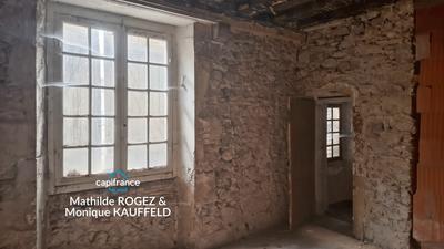 Maison - 210 m² - 3 pièces