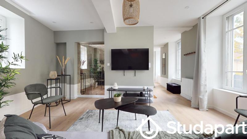 Chambre - 11 m² - 1 pièce