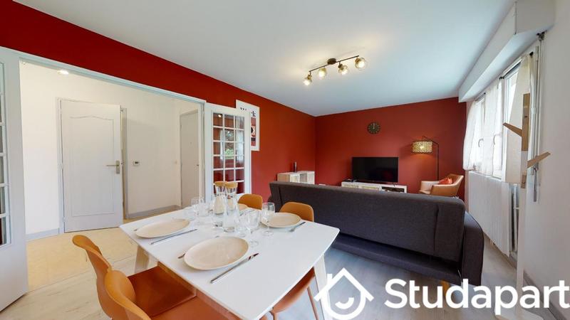 Chambre - 10 m² - 1 pièce