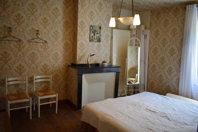 Maison de village - 220 m² - 16 pièces