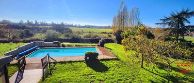 Maison - 255 m² - 7 pièces