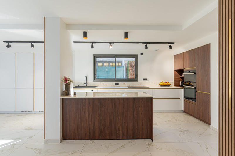 Villa - 197 m² - 8 pièces