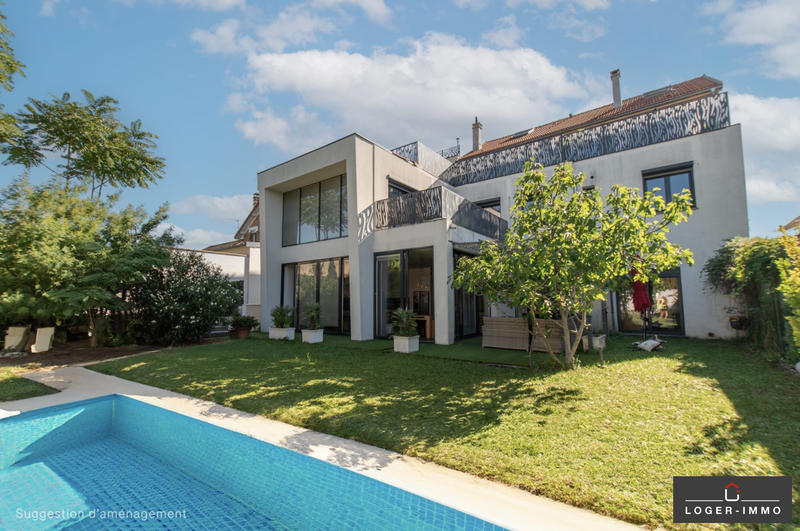 Maison contemporaine - 206 m² - 5 pièces