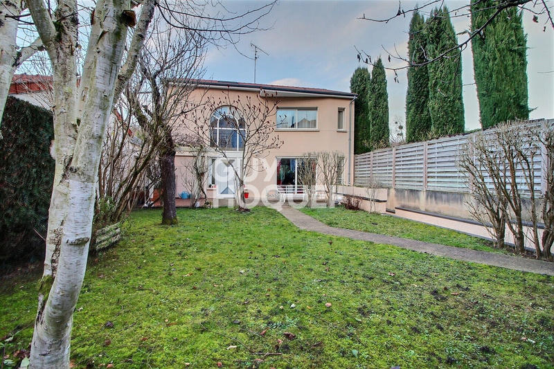 Maison - 130 m² - 4 pièces