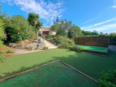 Maison - 184 m² - 5 pièces