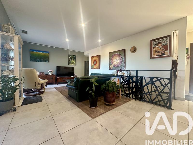 Maison - 210 m² - 5 pièces