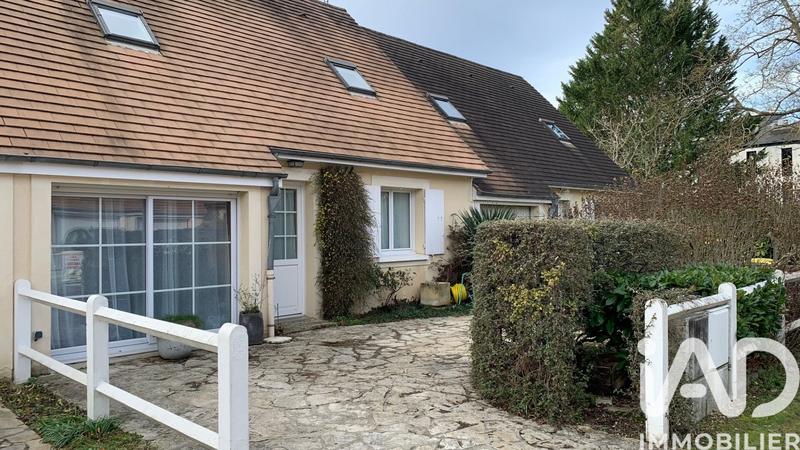 Maison - 94 m² - 5 pièces