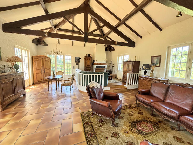 Maison - 148 m² - 6 pièces