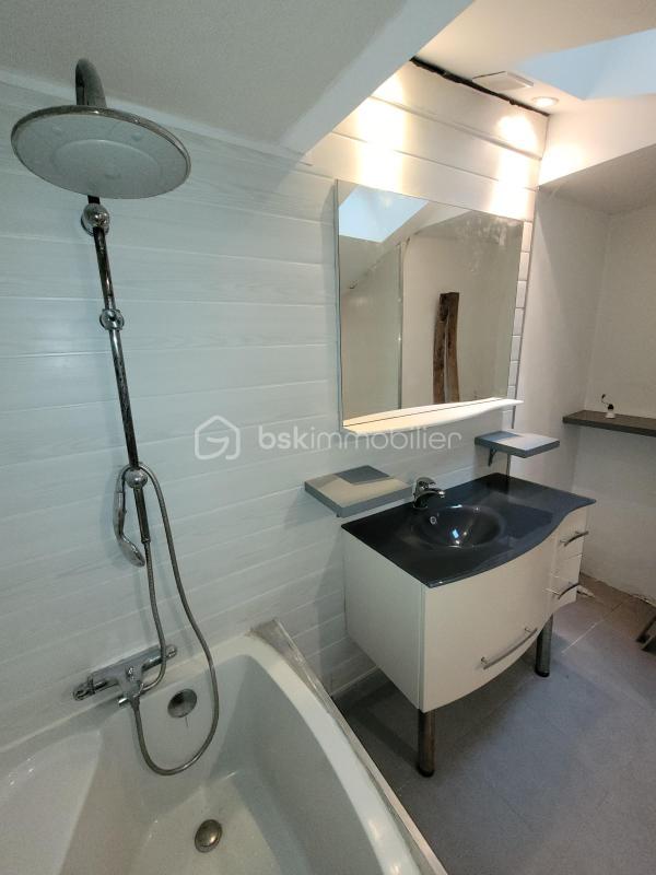 Appartement - 84 m² - 4 pièces