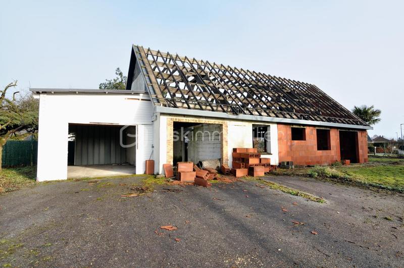 Maison traditionnelle - 163 m² - 2 pièces