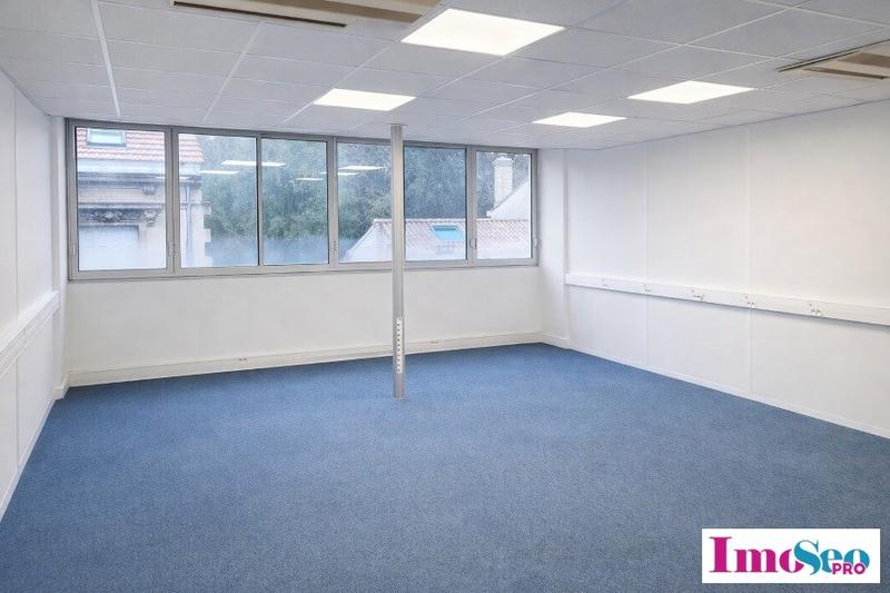 Bureau - 85 m²