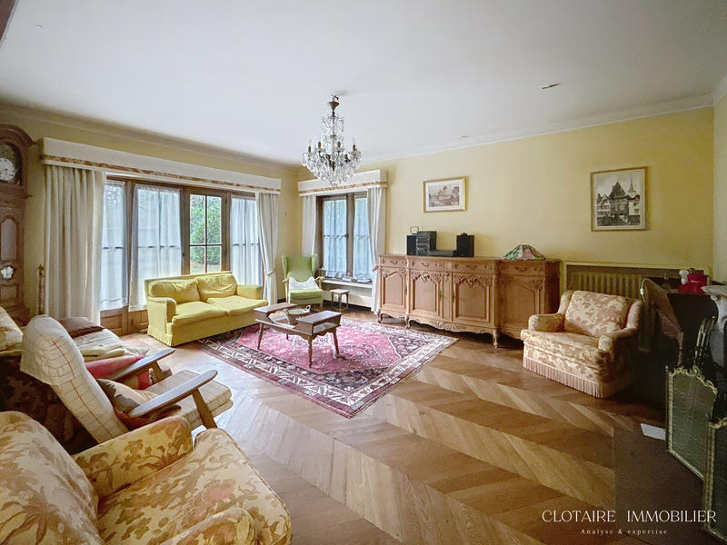 Maison ancienne - 279 m² - 13 pièces