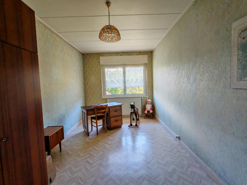 Maison - 121 m² - 6 pièces