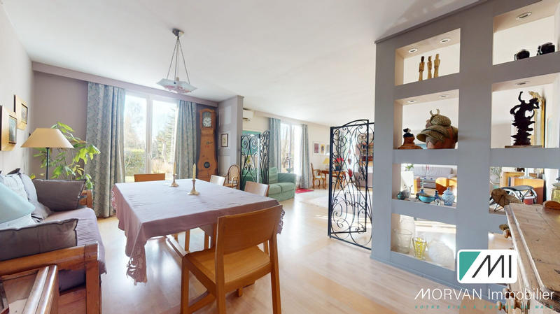 Maison - 290 m² - 11 pièces