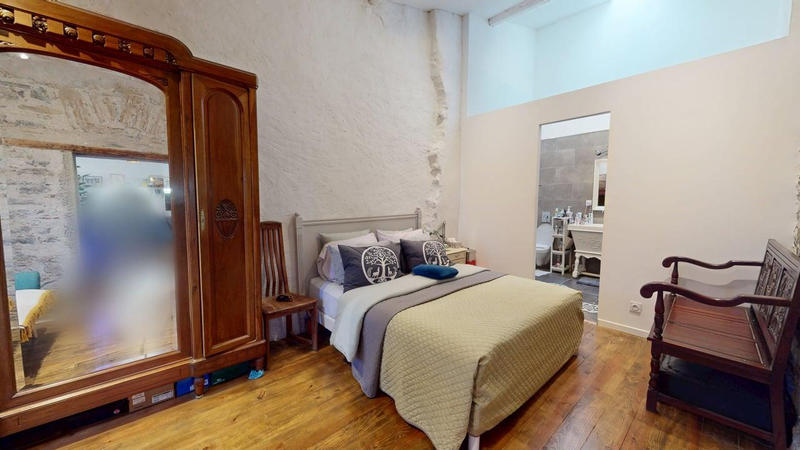 Appartement - 171 m² - 6 pièces