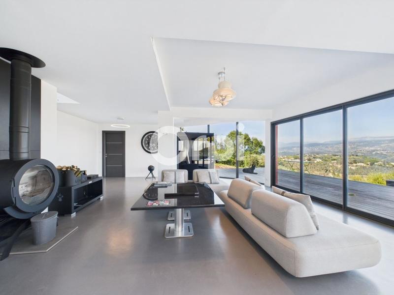 Villa - 312 m² - 5 pièces