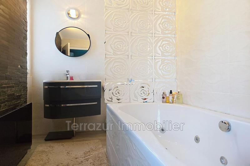 Appartement - 103 m² - 4 pièces