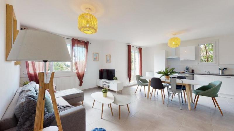 Maison - 104 m² - 7 pièces