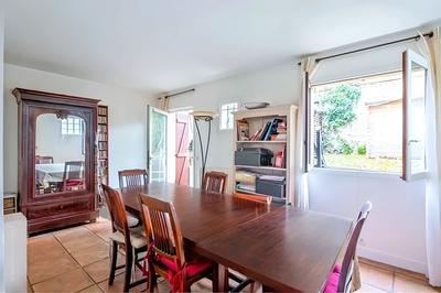 Maison - 147 m² - 7 pièces