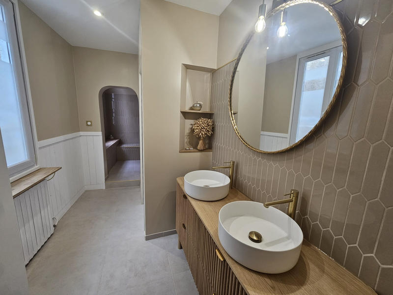 Appartement - 153 m² - 5 pièces