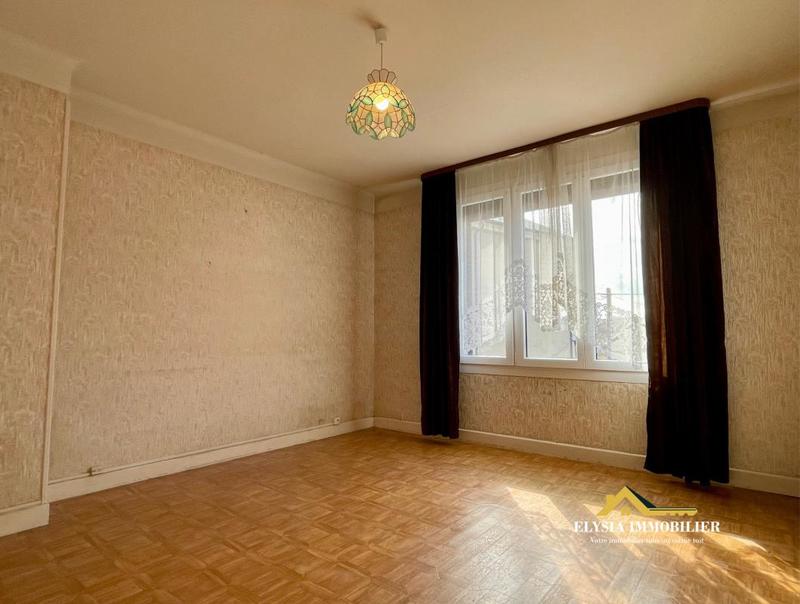 Maison - 95 m² - 6 pièces