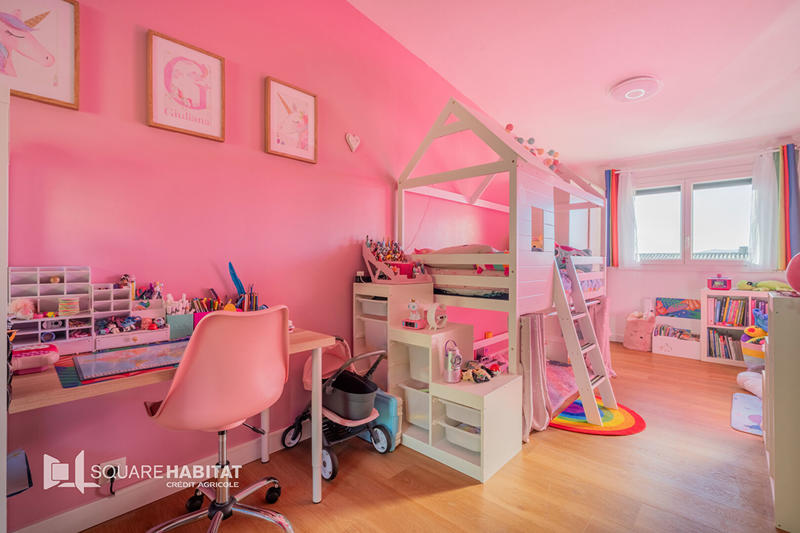 Maison - 110 m² - 4 pièces