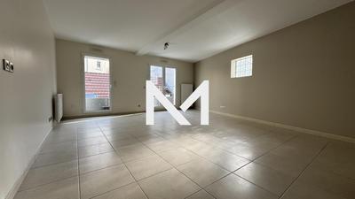 Appartement - 100 m² - 3 pièces