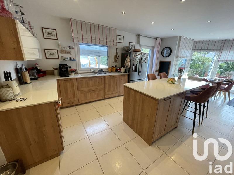 Maison - 362 m² - 9 pièces